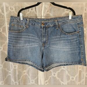Faded Glory High Rise Denim Shorts Plus Size Summer Jean Shorts Size 18 ☀️